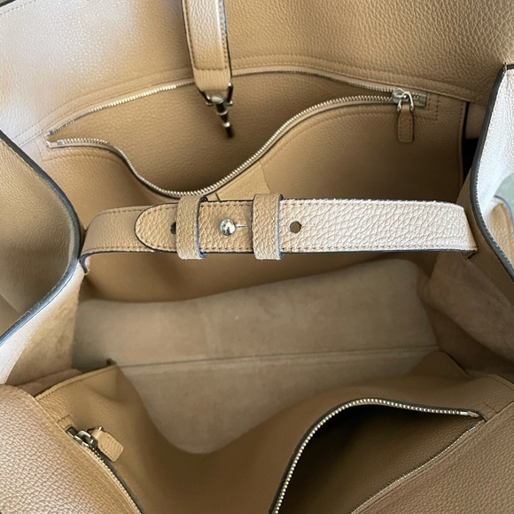 Gucci Jackie Pebbled Large Leather Tote - Picture 13 of 16